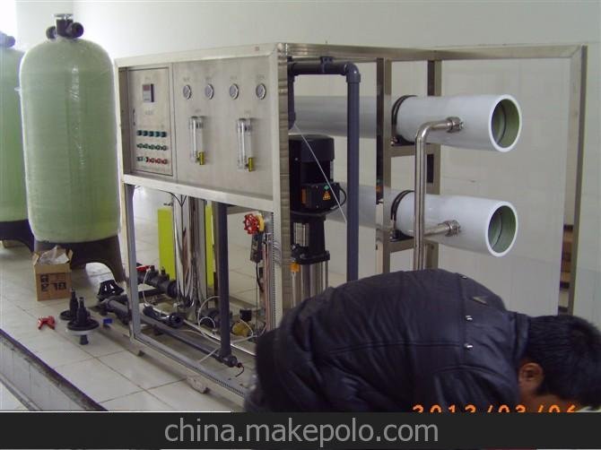 純凈水廠凈化水設(shè)備，灌裝機(jī)，純水設(shè)備，阻垢劑，設(shè)備改造，維修圖片