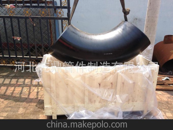 廠家專(zhuān)業(yè)生產(chǎn)16MnR合金國(guó)標(biāo)無(wú)縫彎頭圖片