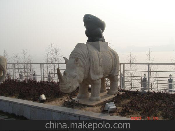 石雕犀牛河馬狗熊黑瞎子北極熊虎豹沙漠之舟駱駝鳳凰鹿鶴貓熊麟鳳