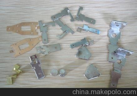 供應(yīng)各類汽車?yán)^電器配件及成品圖片